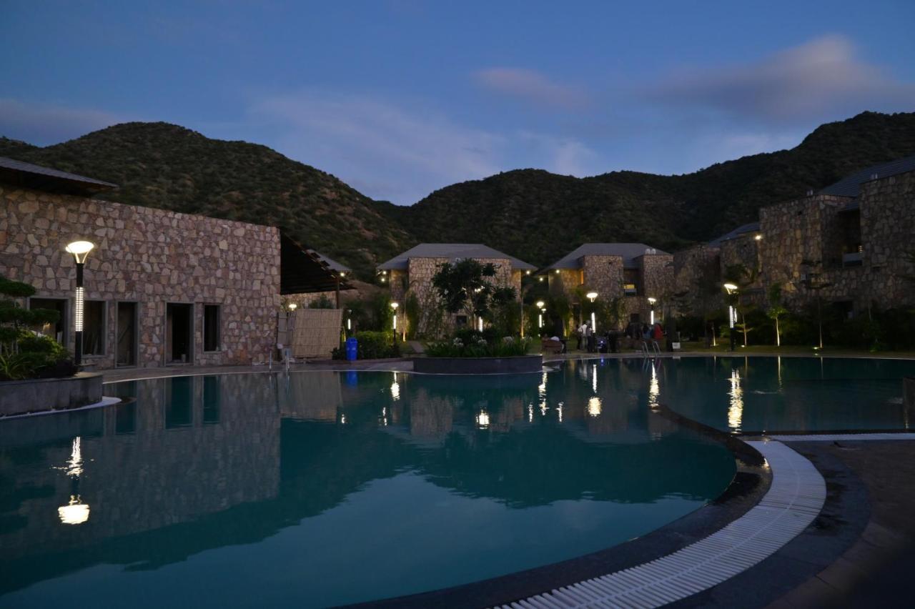 Pushkara Resort And Spa Εξωτερικό φωτογραφία