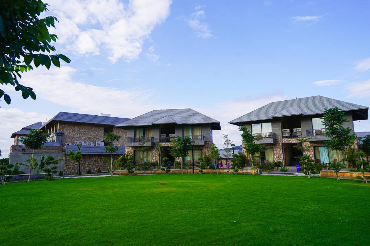 Pushkara Resort And Spa Εξωτερικό φωτογραφία