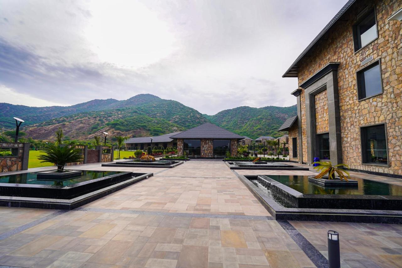 Pushkara Resort And Spa Εξωτερικό φωτογραφία