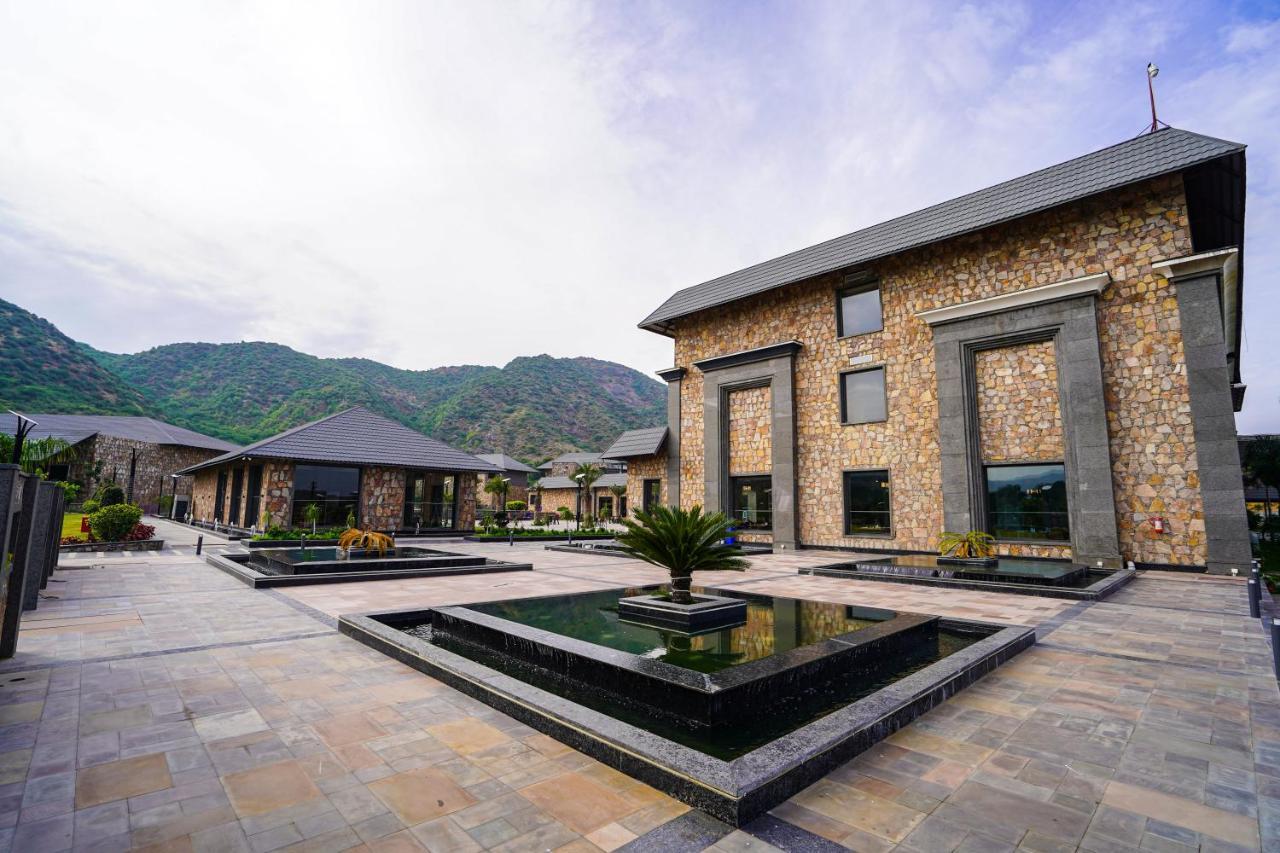 Pushkara Resort And Spa Εξωτερικό φωτογραφία