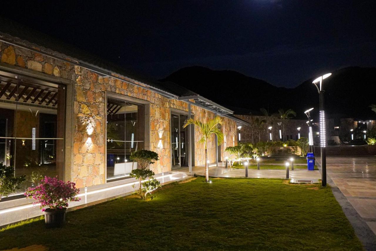 Pushkara Resort And Spa Εξωτερικό φωτογραφία