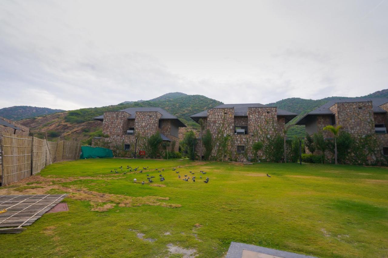 Pushkara Resort And Spa Εξωτερικό φωτογραφία
