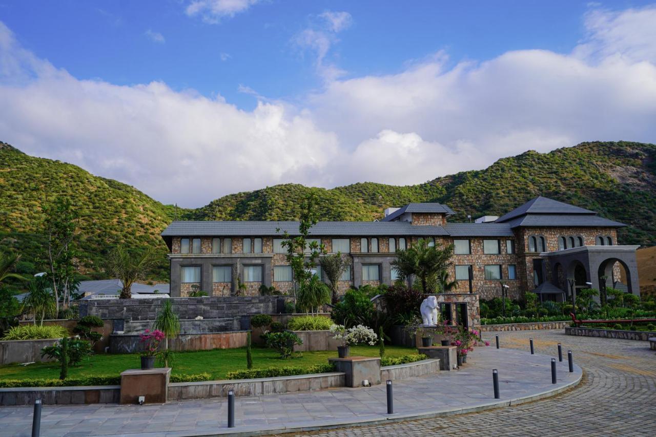 Pushkara Resort And Spa Εξωτερικό φωτογραφία